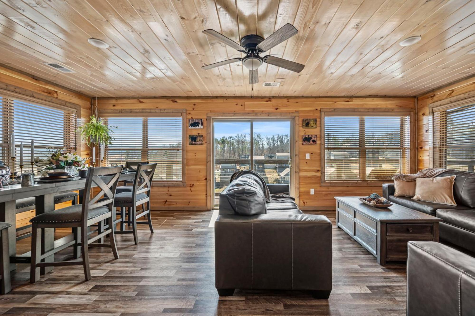 Smokies Treehouse Villa เซอเวียร์วีล ภายนอก รูปภาพ
