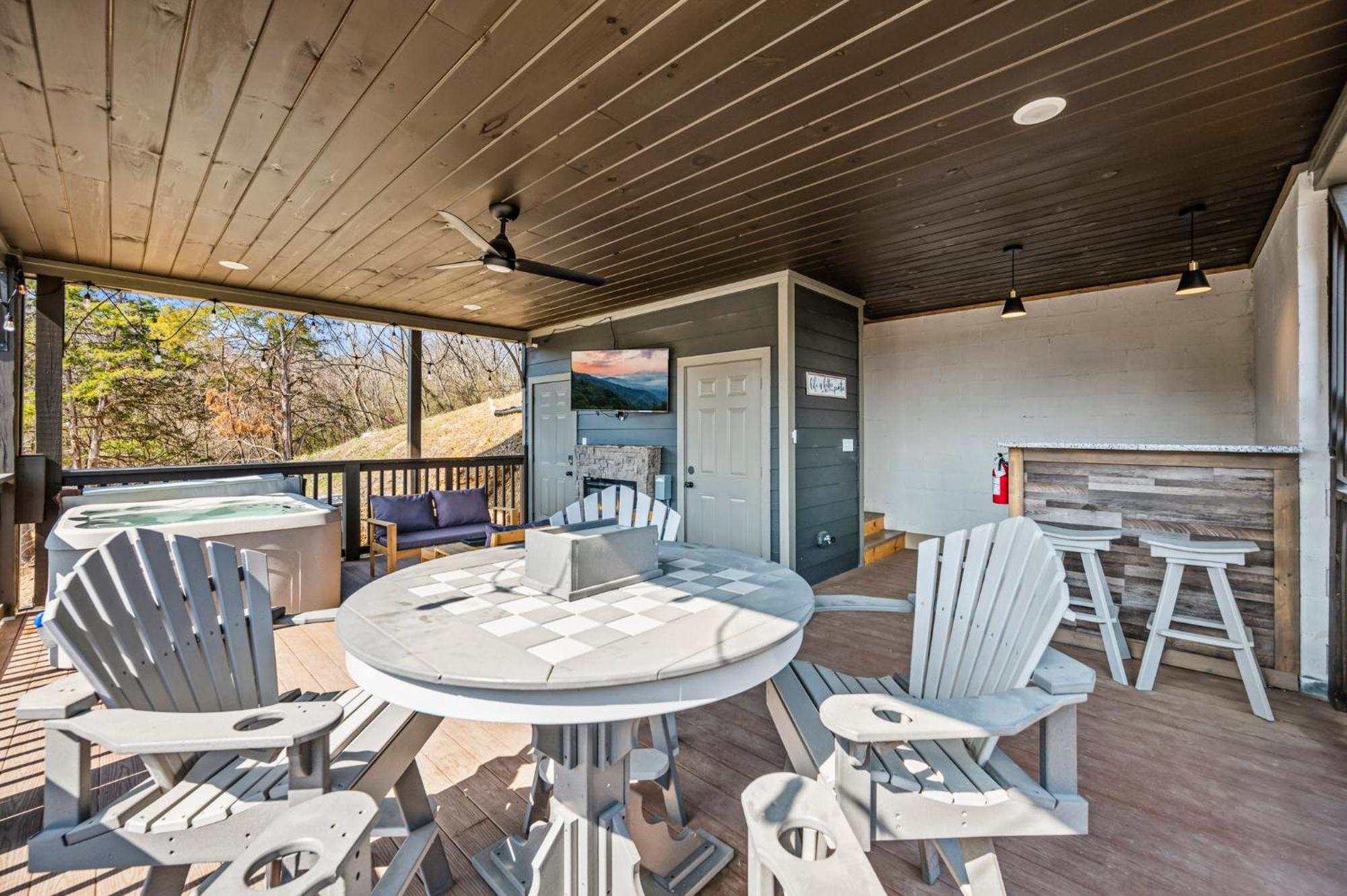 Smokies Treehouse Villa เซอเวียร์วีล ภายนอก รูปภาพ
